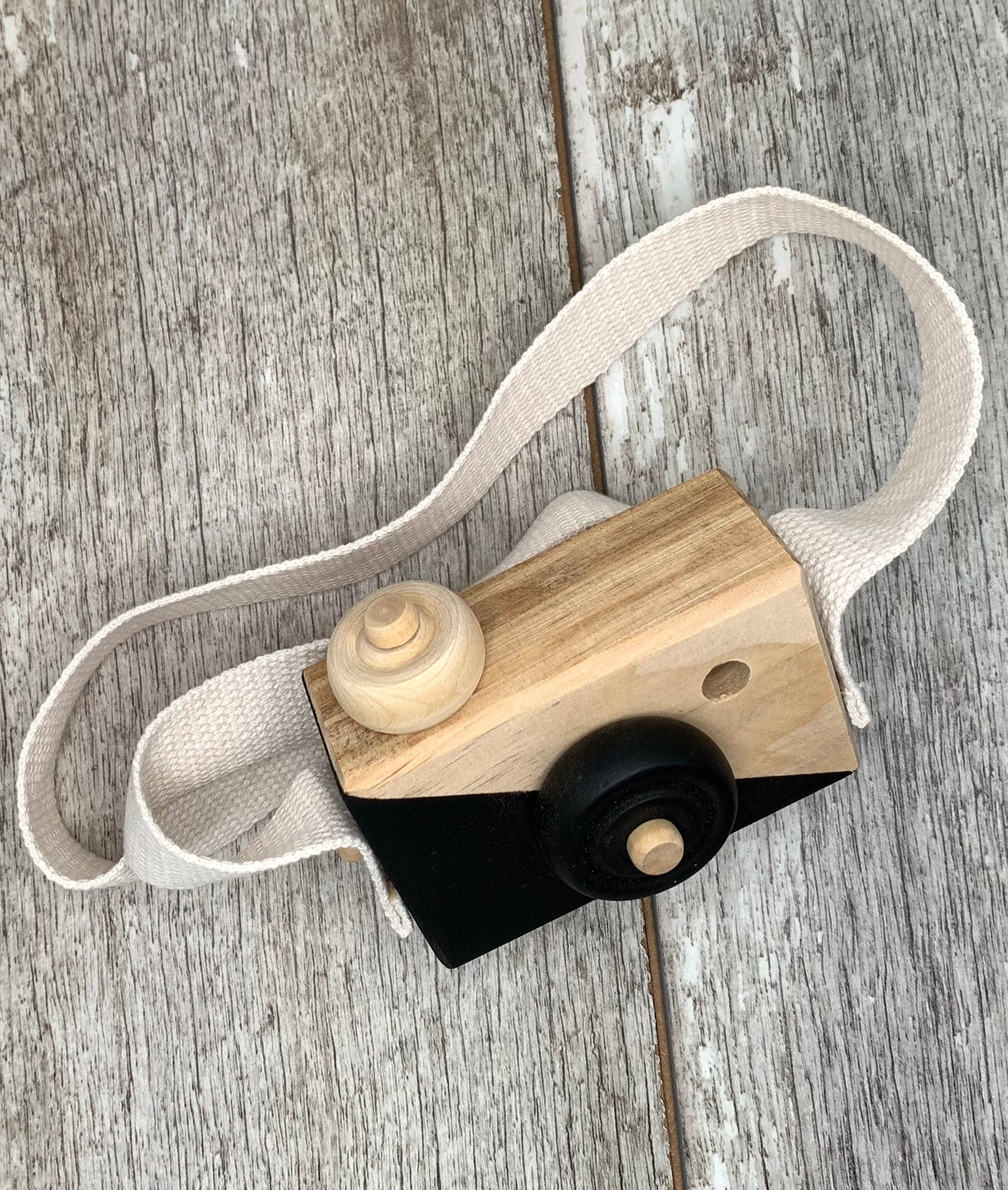 Appareil photo en bois - Création Perles bébé